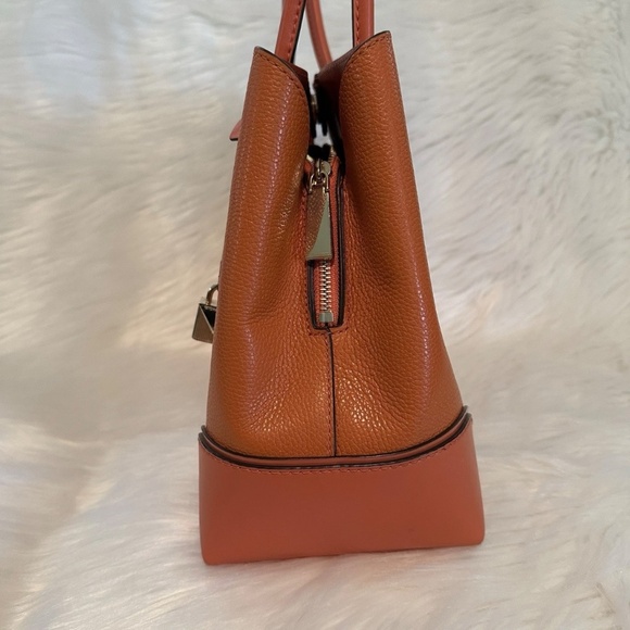 MICHAEL KORS Medium Tote Bag Purse Orange Crush Display Bag Missing Strap - Picture 3 of 9